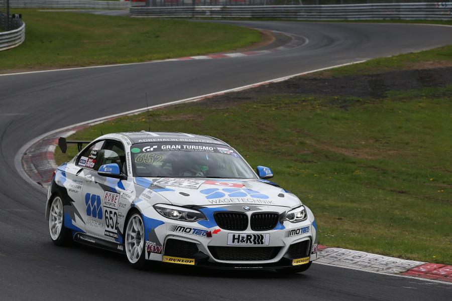  BMW M240i Racing (F22) 2018 года  (фото 12 из 22)